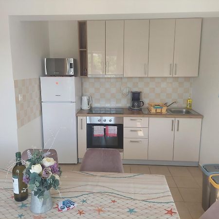 Apartmani Zec Šilo Eksteriør billede